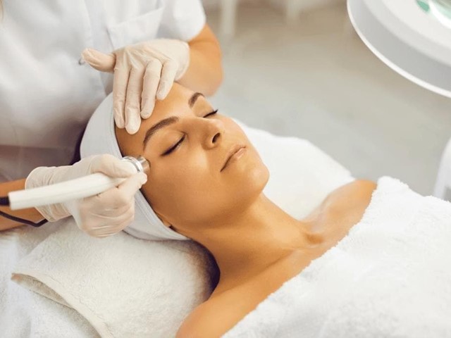 BONO 8 SESIONES DE RADIOFRECUENCIA FACIAL 