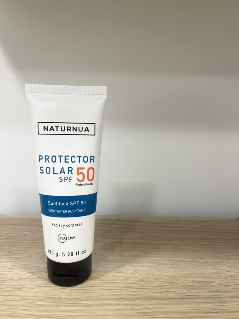 Foto 1 Crema corporal  protección 50 150 gr