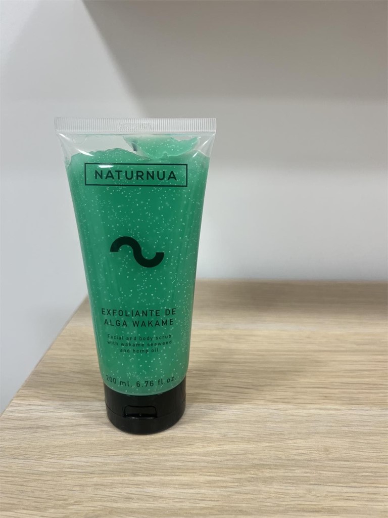 Foto 1 Exfoliante de alga wakame ( facial y corporal) 200 ml