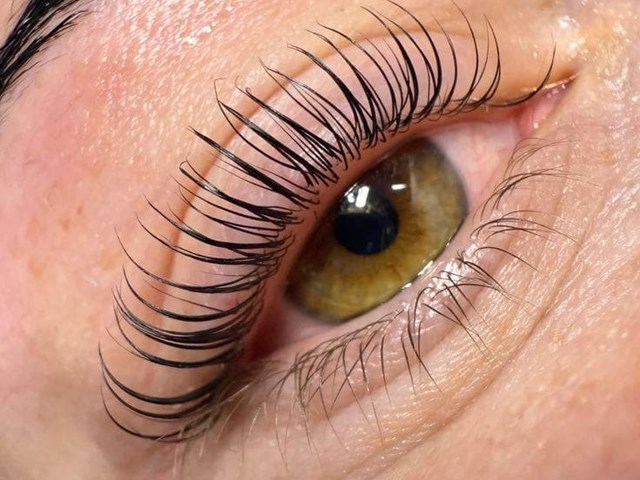 Lifting coreano pestañas + tratamiento 